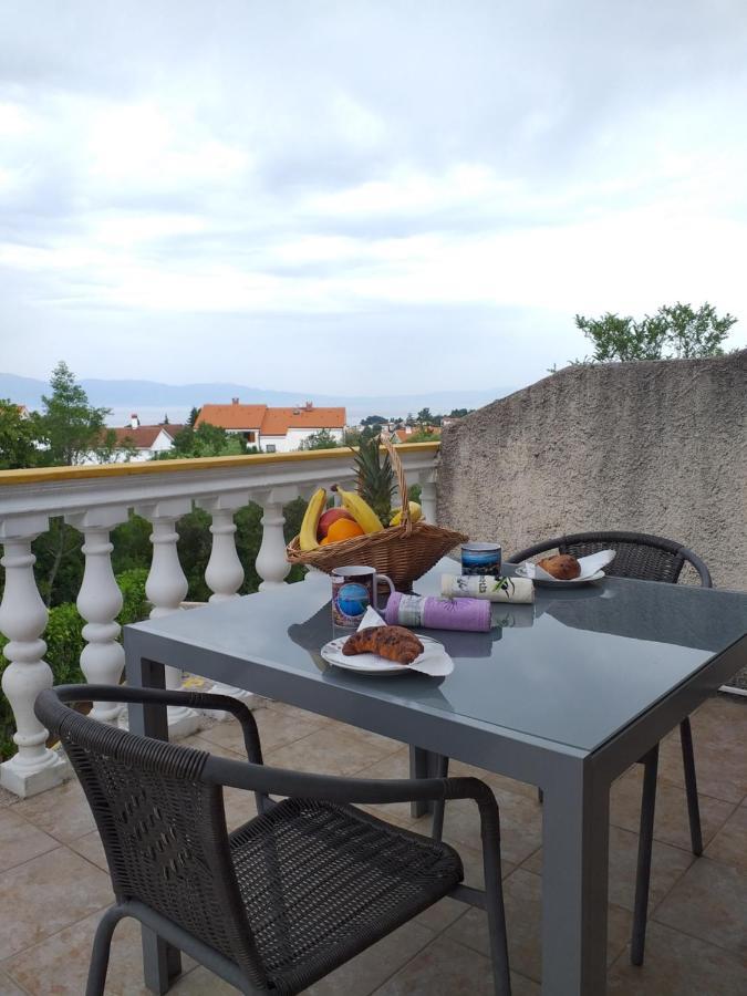 Apartments I-P Малинска Экстерьер фото