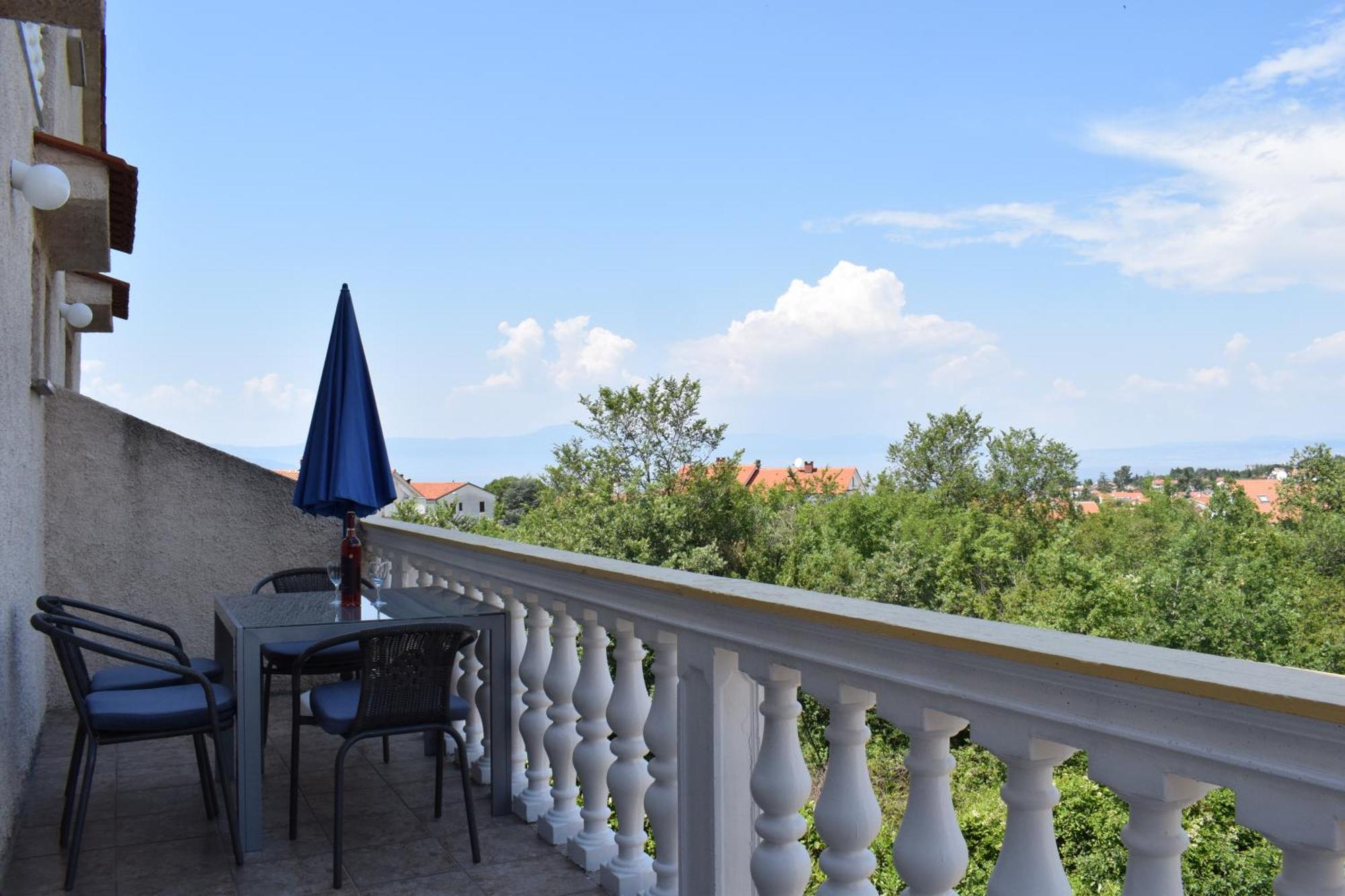 Apartments I-P Малинска Номер фото